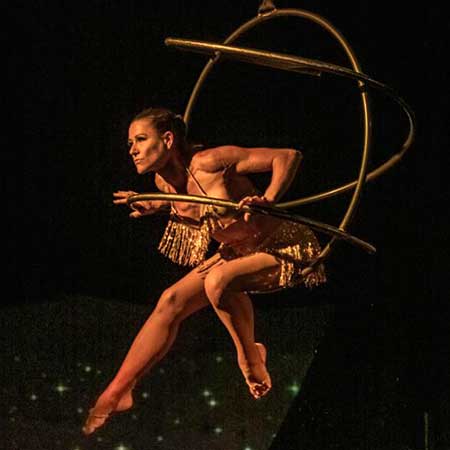 Zagal Cabaret Gaîa Spectacle équestre et voltige La Palmyre Charente Maritime Nouvelle Aquitaine