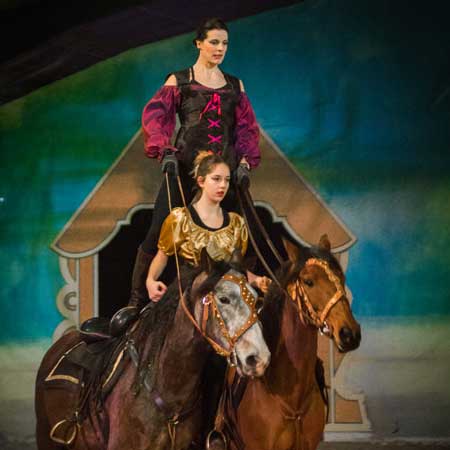 Zagal Cabaret Spectacle équestre La Palmyre Charente Maritime Nouvelle Aquitaine