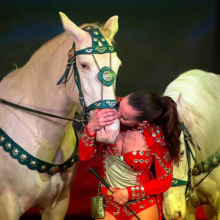 Zagal Cabaret Spectacle équestre La Palmyre Charente Maritime Nouvelle Aquitaine