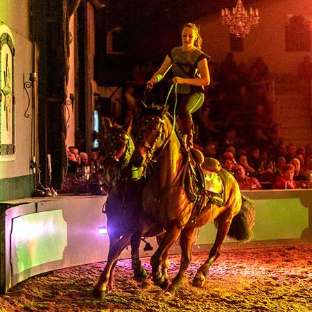 Zagal Cabaret Spectacle équestre La Palmyre Charente Maritime Nouvelle Aquitaine